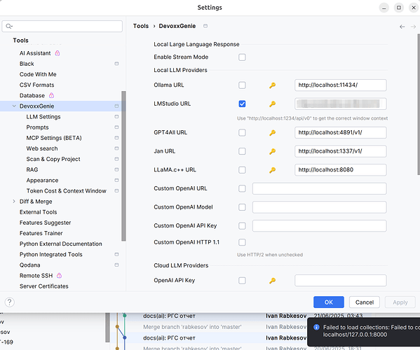 На экране отображается окно настроек DevoxeGenie, где пользователь настраивает URL-адреса для различных локальных LLM-провайдеров и OpenAI. (Подпись к изображению от AI)